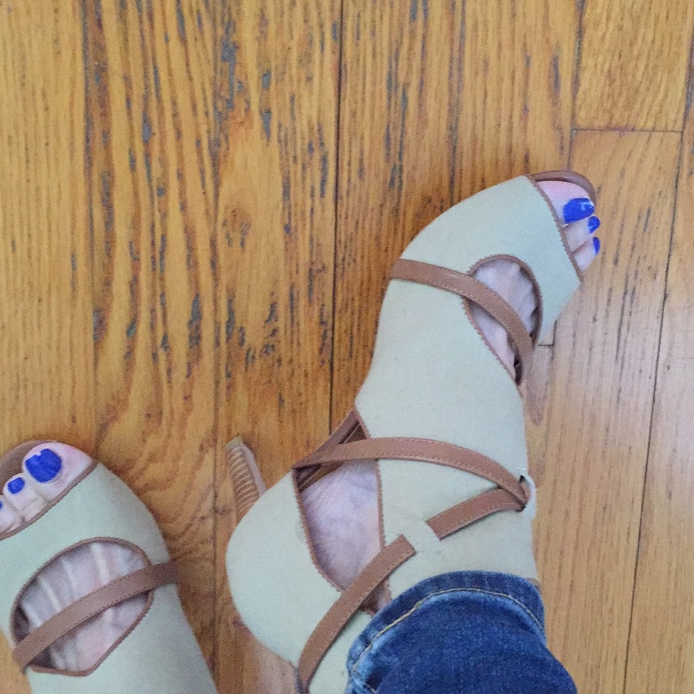 Daniblack Tarina Heels - Picture 2 of 8